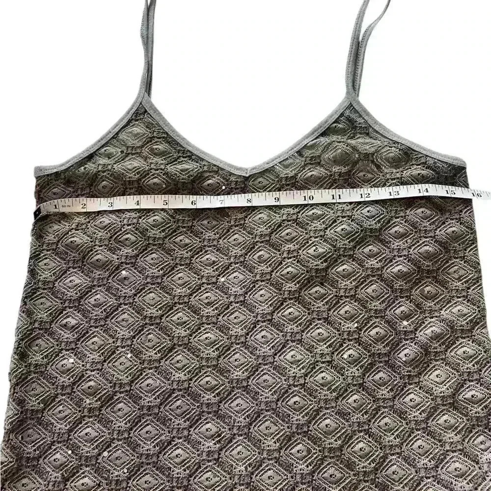 Buckle Women’s size medium lace grey tank top. - Picture 5 of 8
